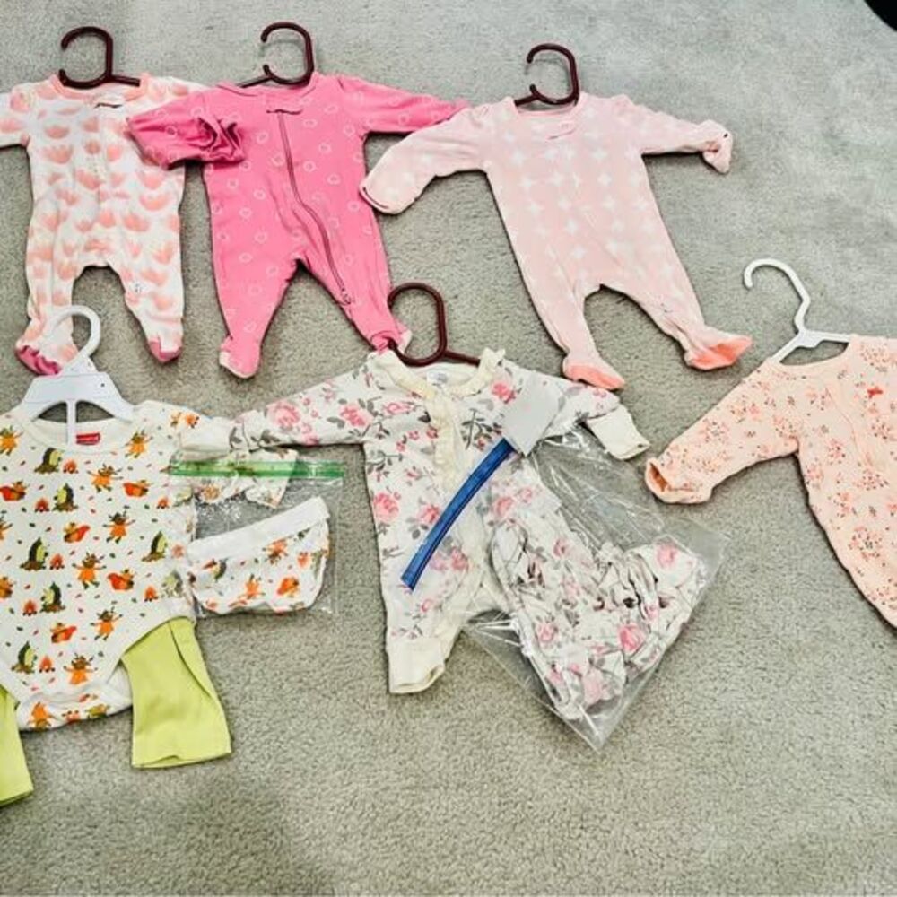 10 pc newborn baby girl- Cloud Island, Babyhug and Assorted Baby Clothes Bundle